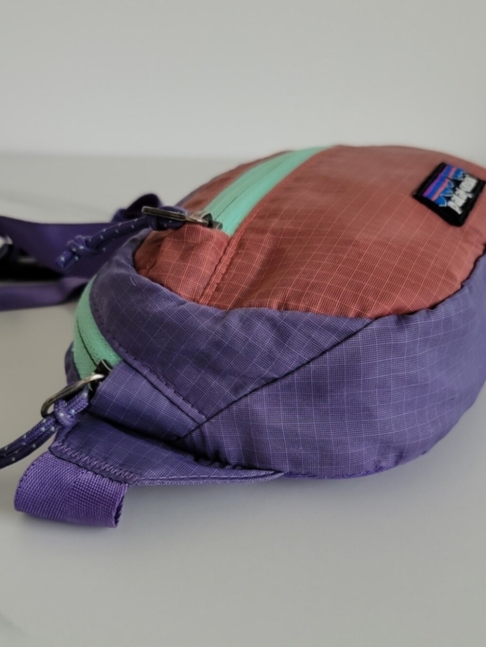 Patagonia Purple and Rust Everyday Waist Pack - Picture 5 of 16